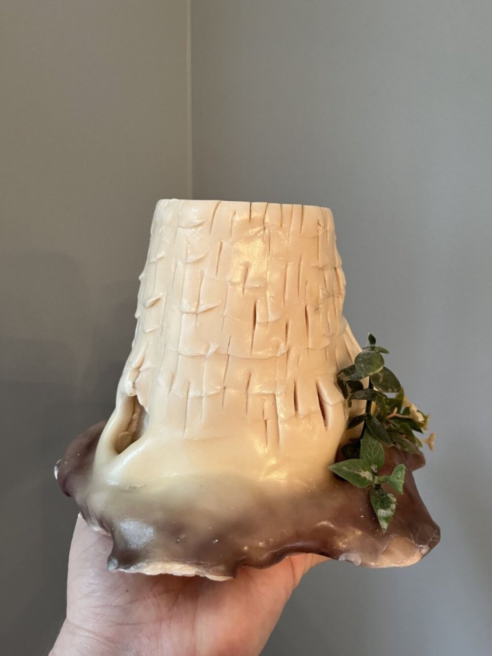 Middle Earth Candle Shop 1970s Sculpted Wax Woodland Tree Stump Candle With Deco - Picture 4 of 9